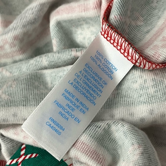 The Children’s Place Christmas Holiday One Piece Onesie Pajamas NWT Y - Picture 7 of 7